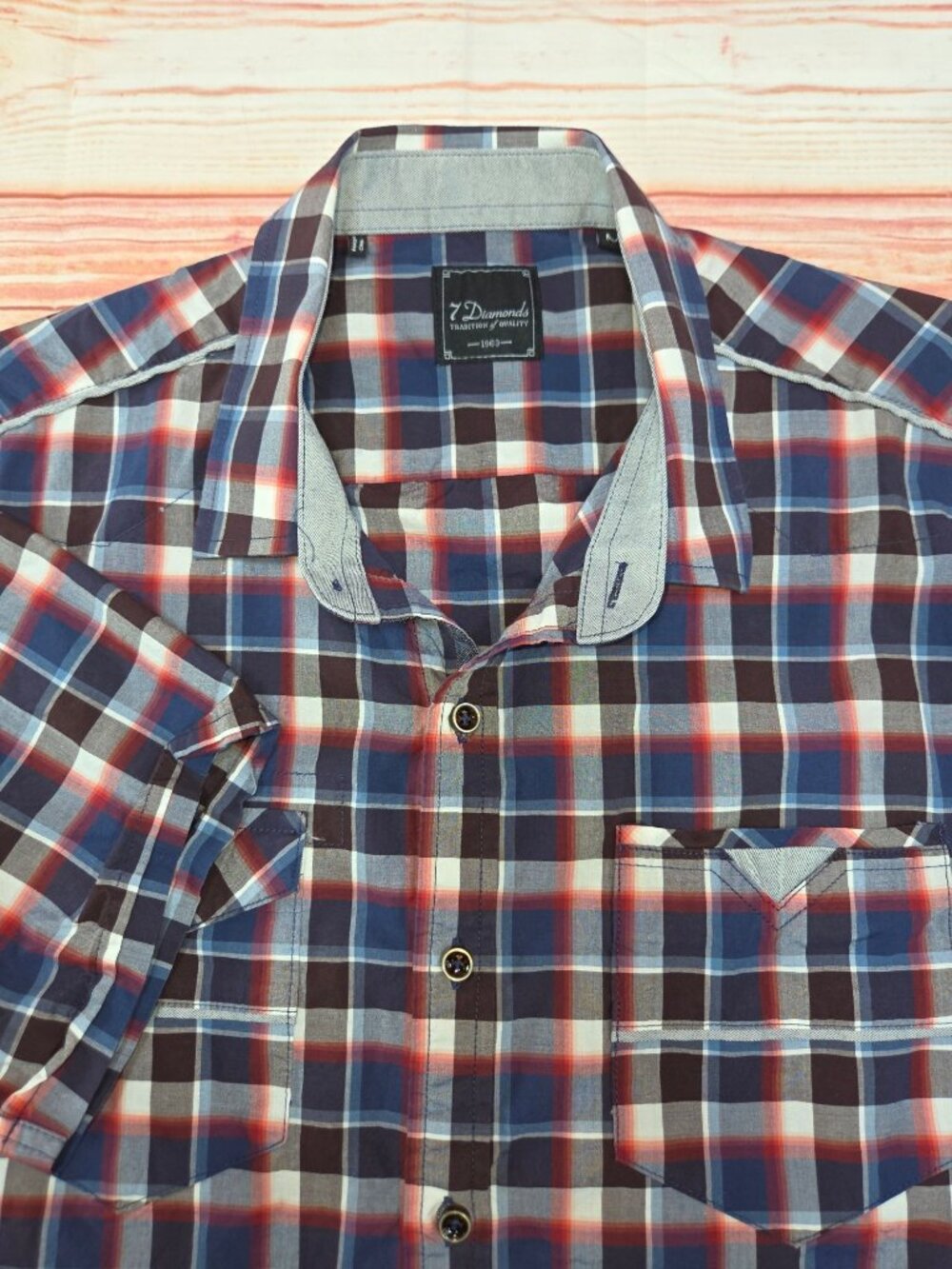 7 Diamonds Short Sleeve Plaid Button-Up Shirt Size Medium